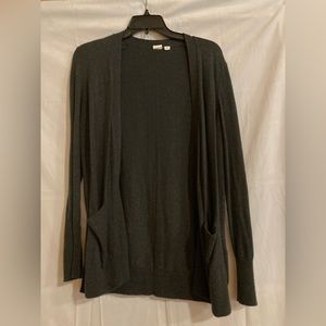 Excellent Condition GAP Size S Dark Gray Sweater